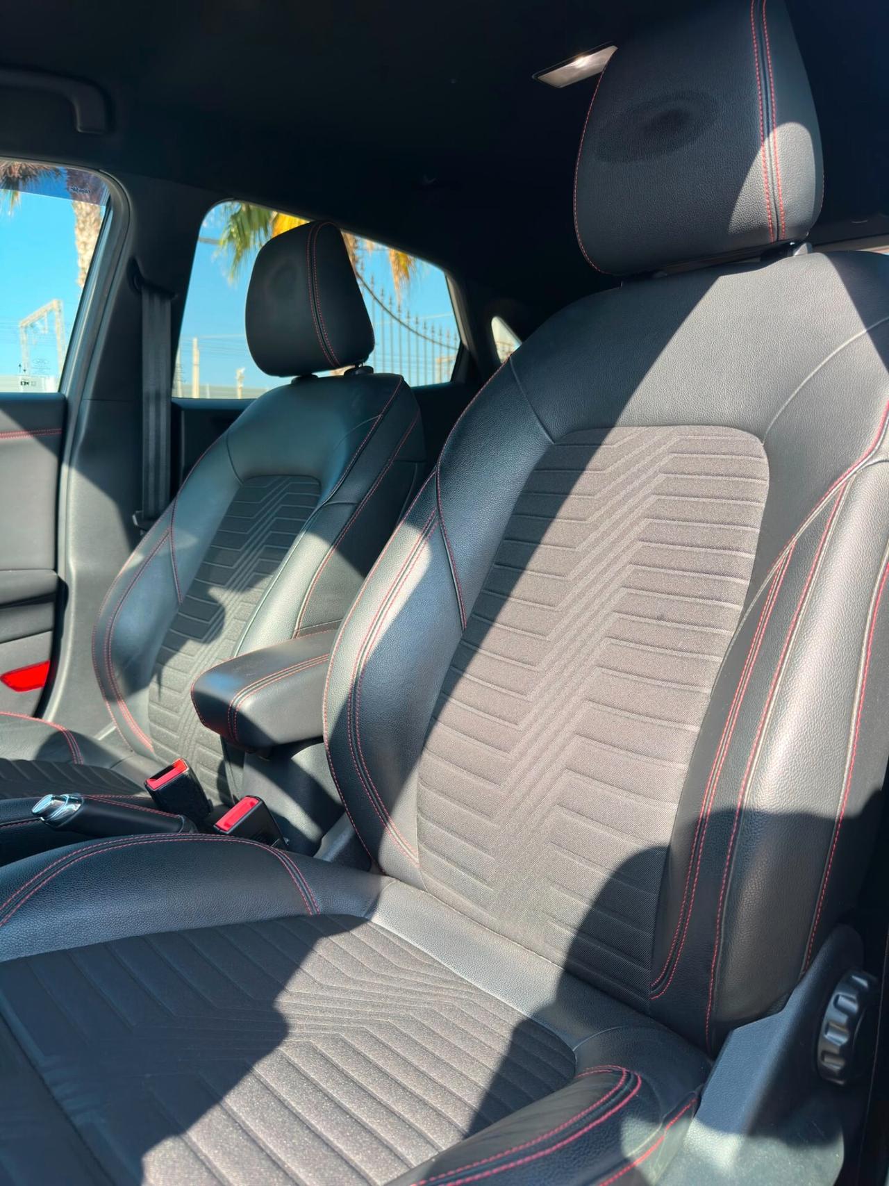 Ford Puma 1.0 EcoBoost Hybrid 125 CV S&S ST-Line X