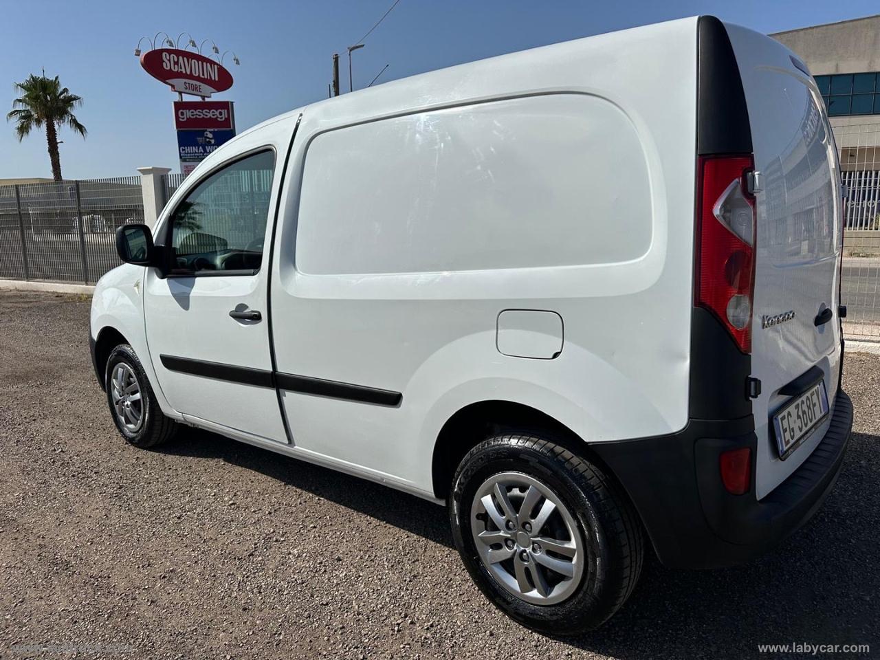 Kangoo 1.5 dCi 75 CV 5p. Attractive