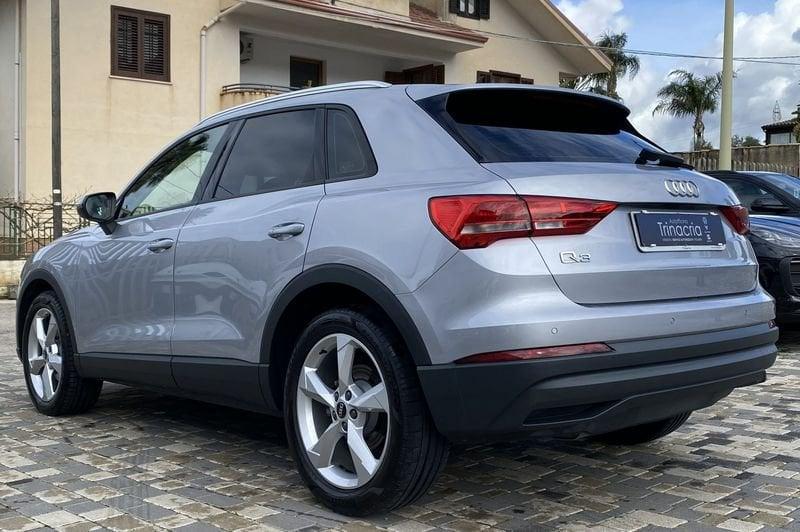 Audi Q3 Business 2.0 TDI 150CV S-Tronic 35