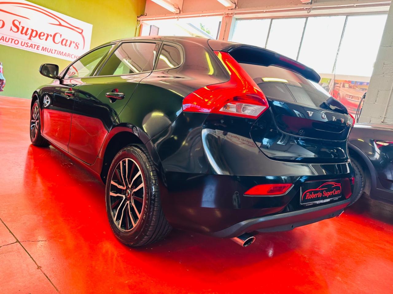 Volvo V40 2.0d 120CV Geartronic R-design