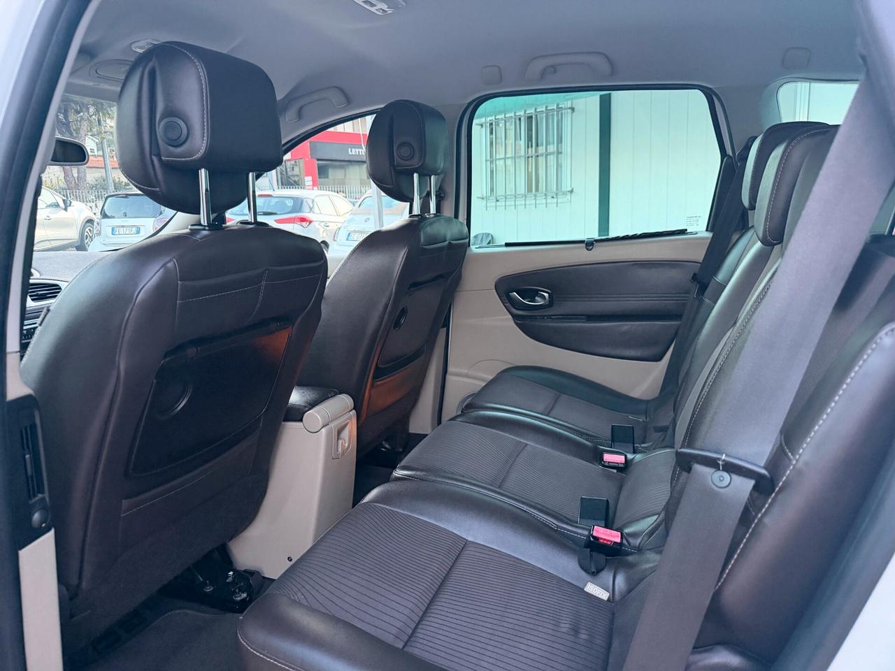 Scénic 2.0 dCi 150CV Proactive Luxe (automatica)