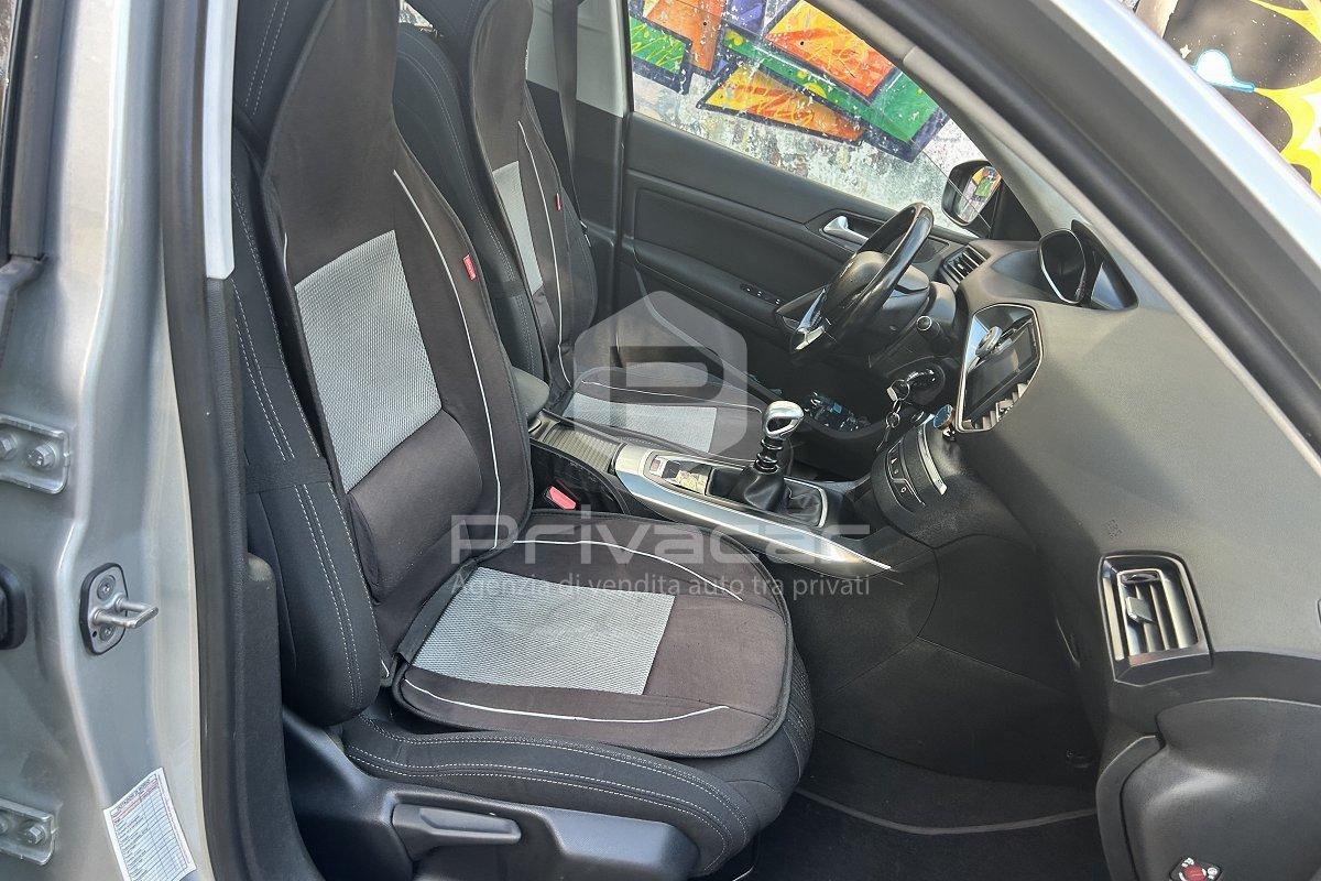 PEUGEOT 308 PureTech Turbo 130 S&S Allure