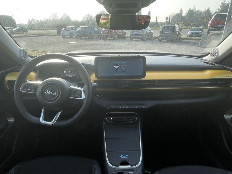 Jeep Avenger BEV BEV 156cv Summit