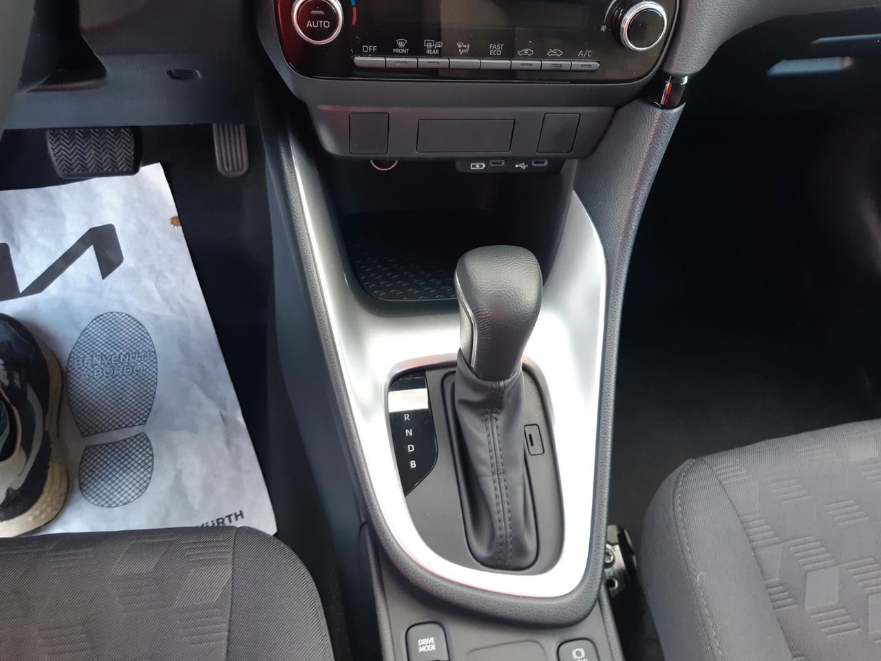 Toyota Yaris 1.5 Hybrid 5 porte Active