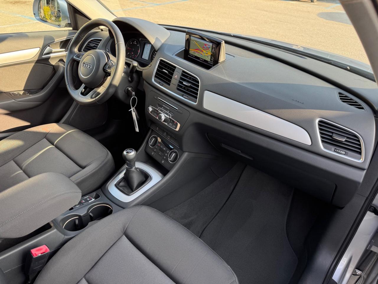 Audi Q3 2.0 TDI 120 CV Sport