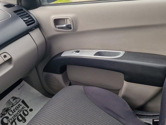 MITSUBISHI L200 2.5 DI-D/136CV Double Cab Invite