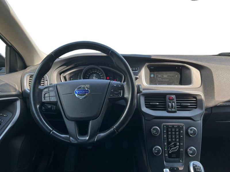 Volvo V40 Cross Country V40 Cross Country D2 1.6 Momentum