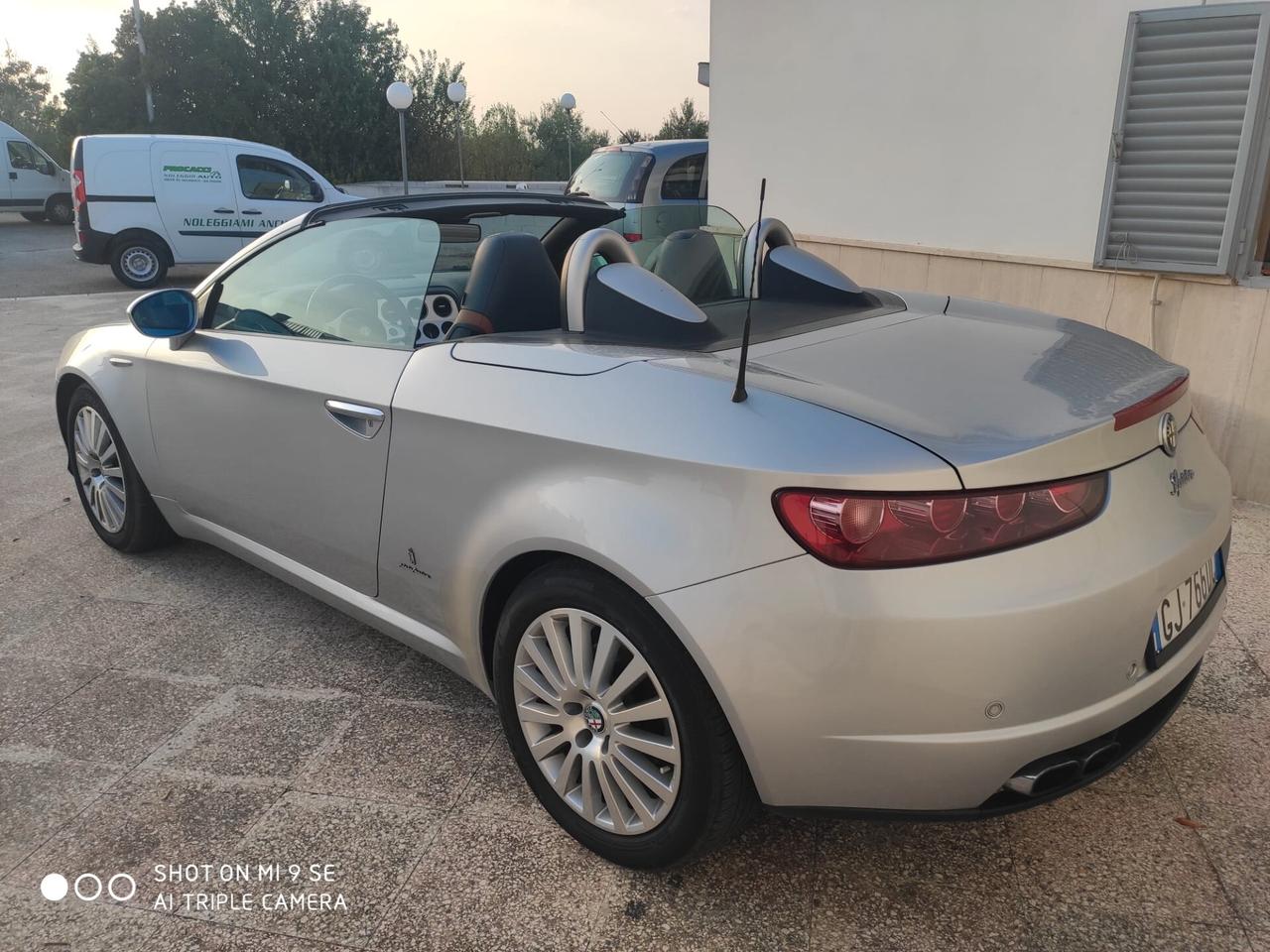 Alfa Romeo Spider 2.2 JTS