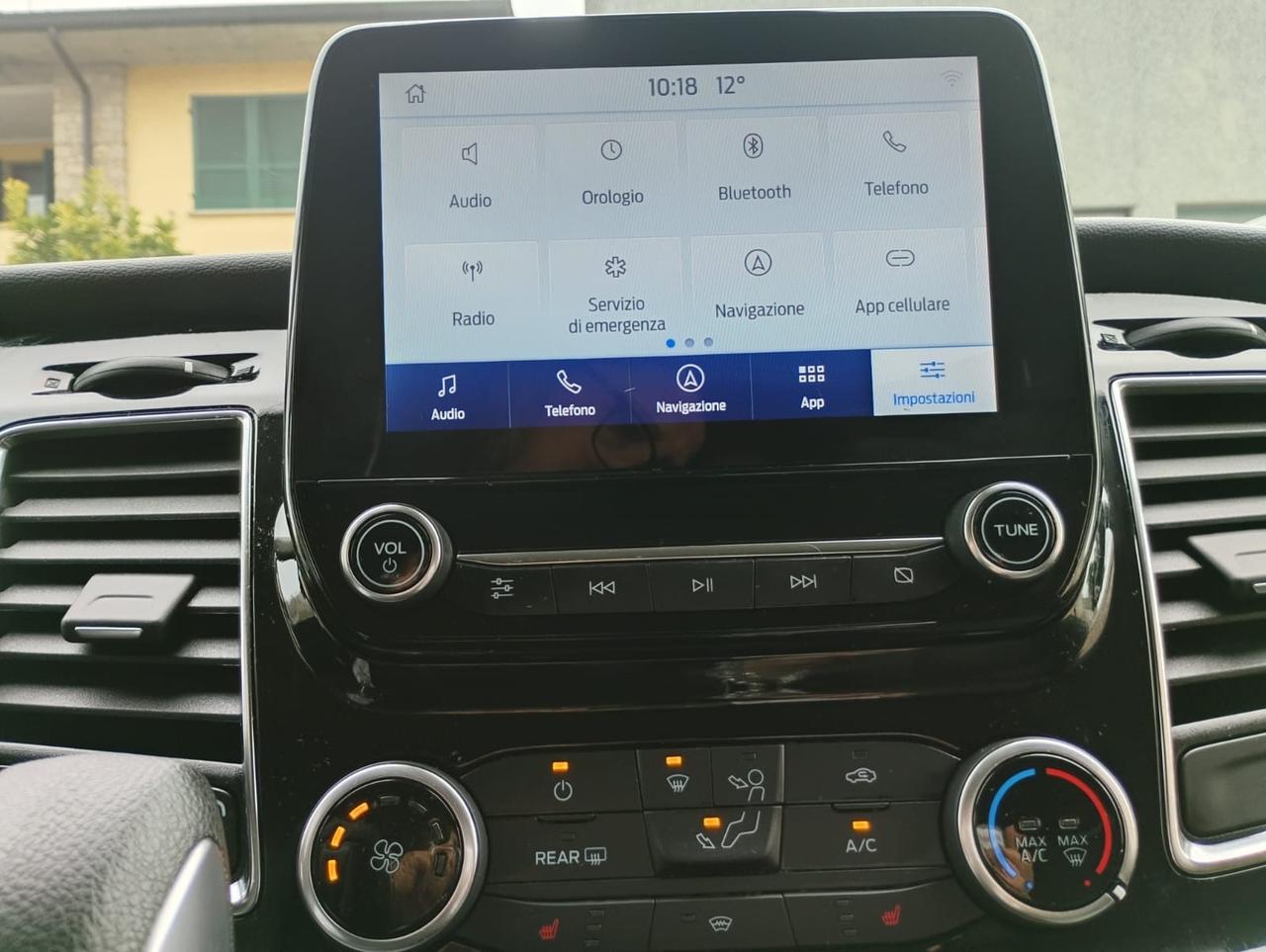 Ford Tourneo Custom 320 2.0 EcoBlue 170CV aut. Titanium