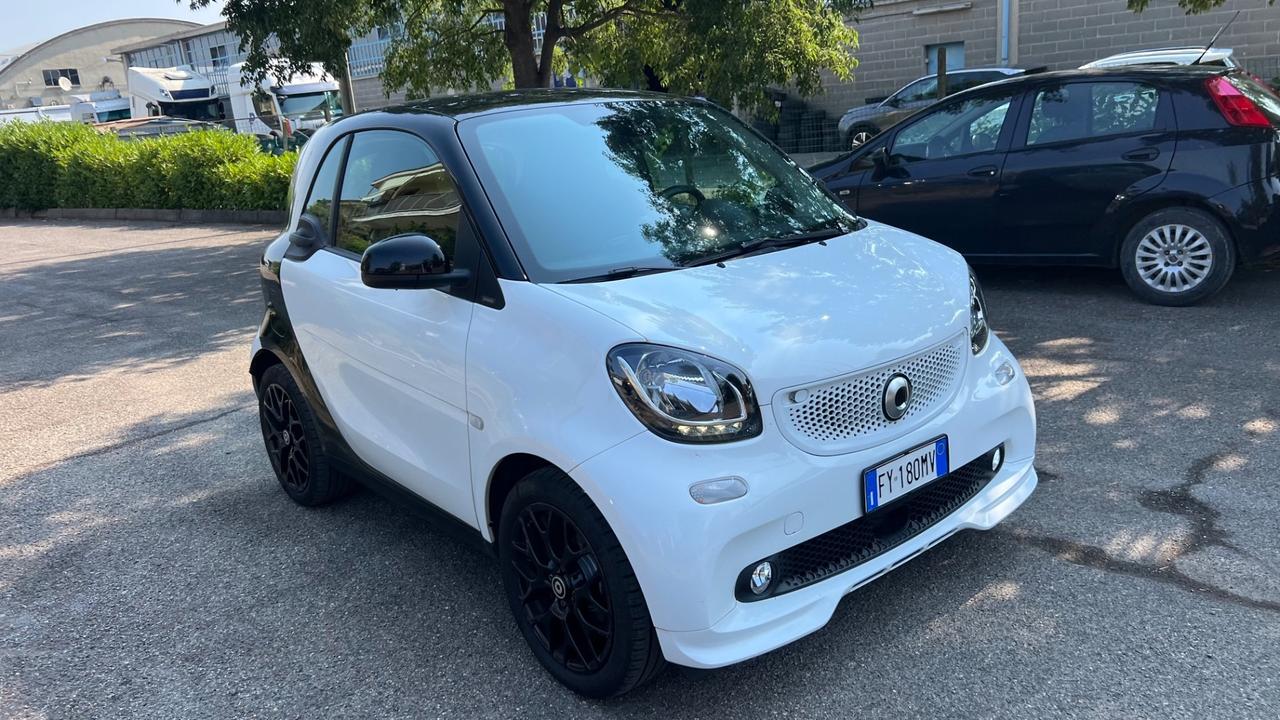 Smart ForTwo 70 1.0 twinamic Superpassion