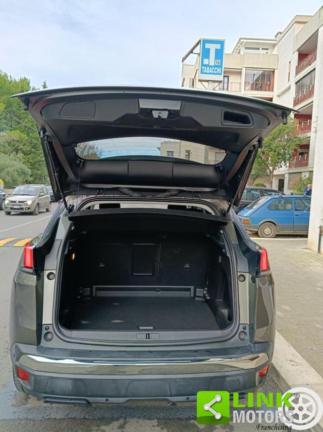 PEUGEOT 3008 BlueHDi 120 S&S Allure