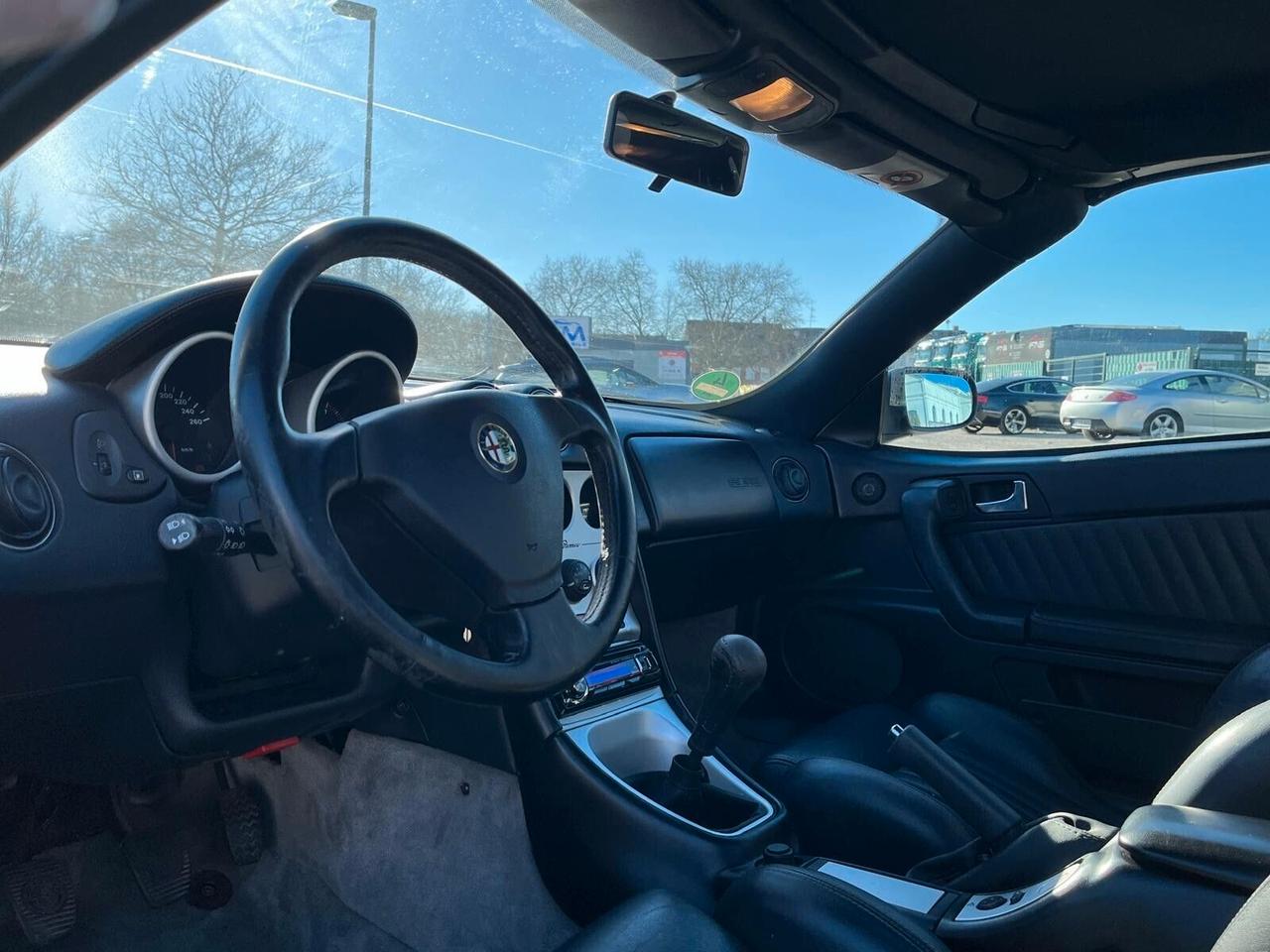 Alfa Romeo GTV Spider 2.0i 16V Twin Spark cat L
