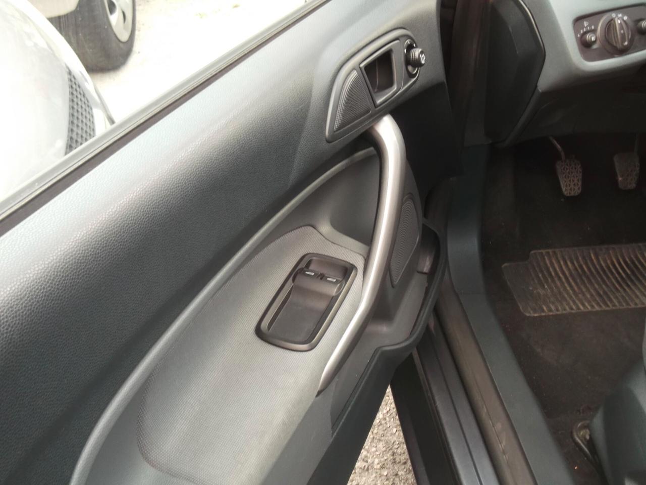 Ford Fiesta Fiesta+ 1.2 82CV 3 porte - 08