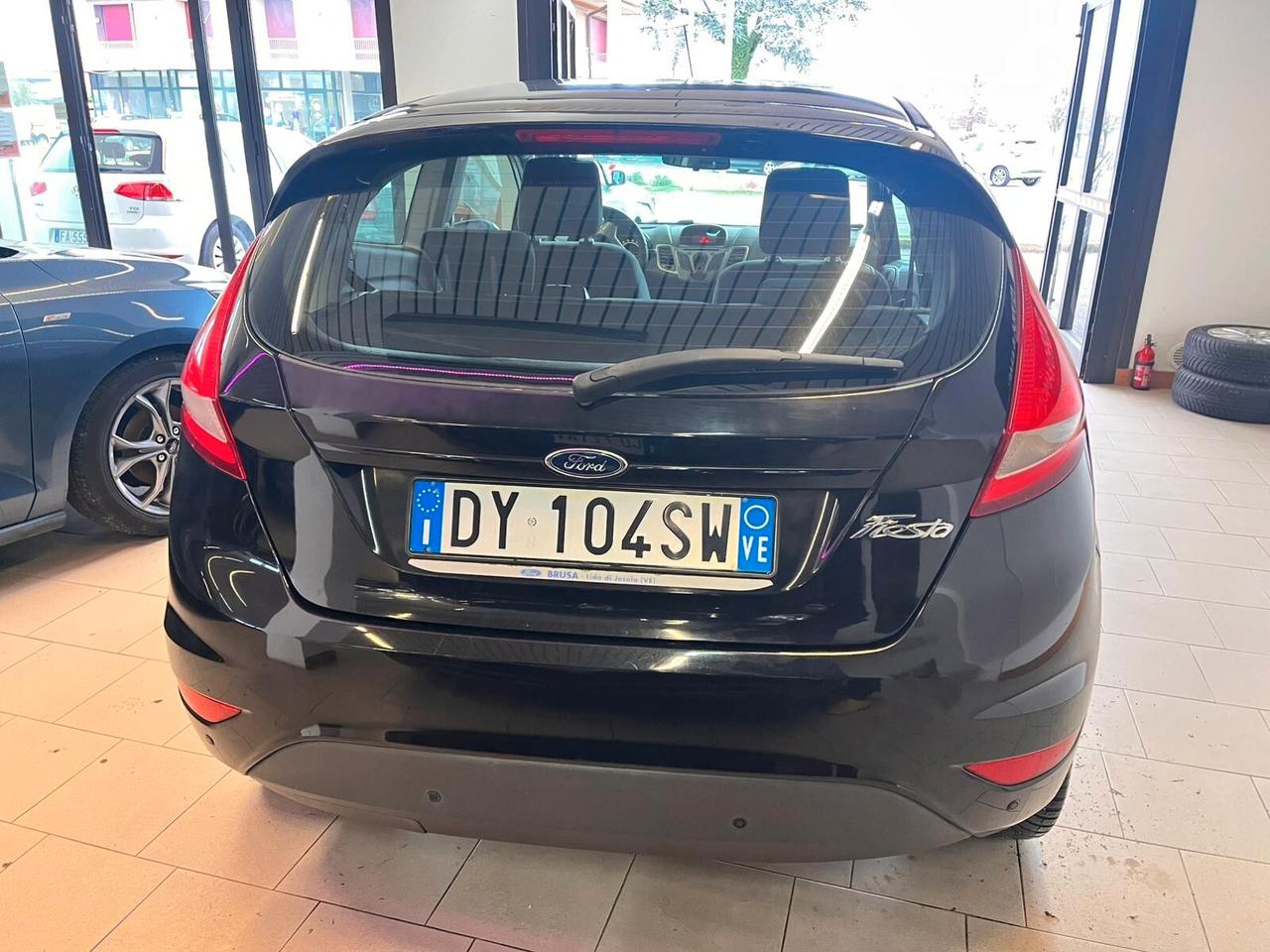 Ford Fiesta 1.4 3 porte Bz.- GPL Titanium