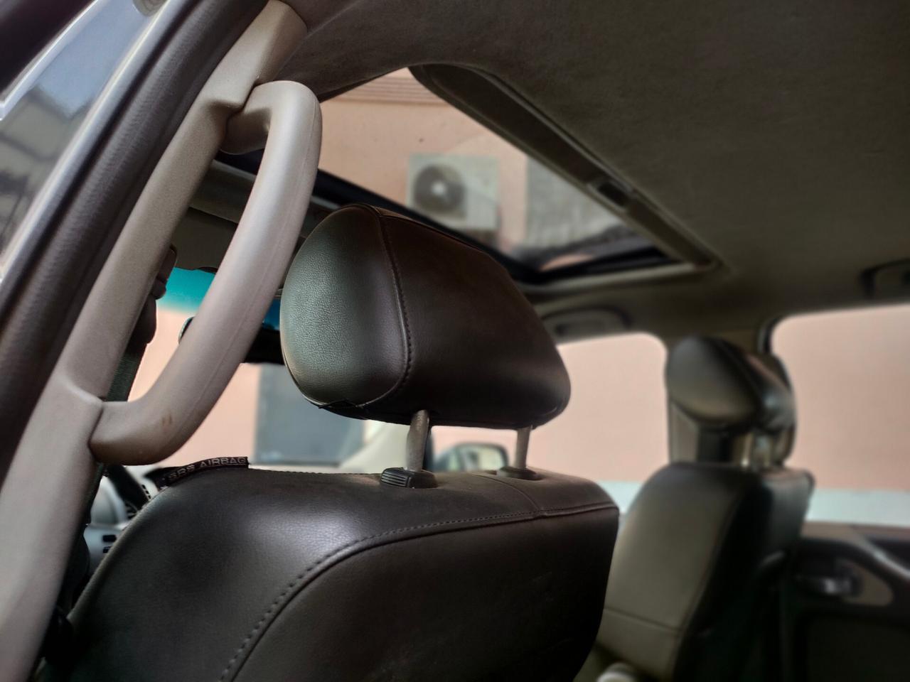 Nissan Navara 2.5 dCi 4p Double Cab LE