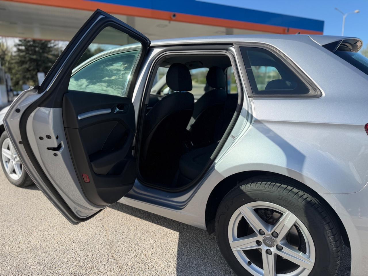Audi A3 SPB 30 TDI S tronic Business