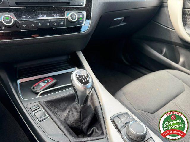BMW 118 i 5p. Advantage