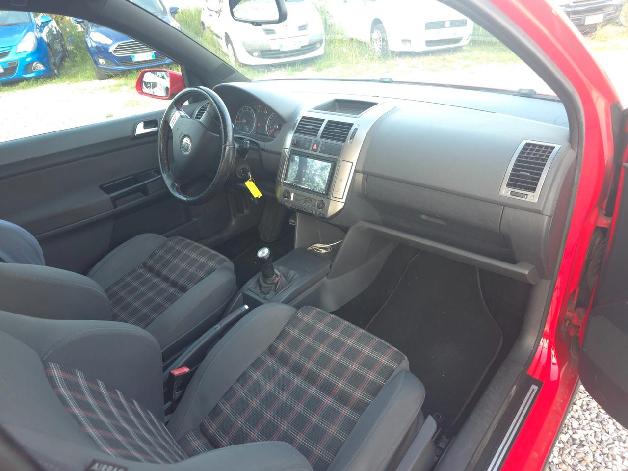 Volkswagen Polo 1.8 T 20V 3p. GTI