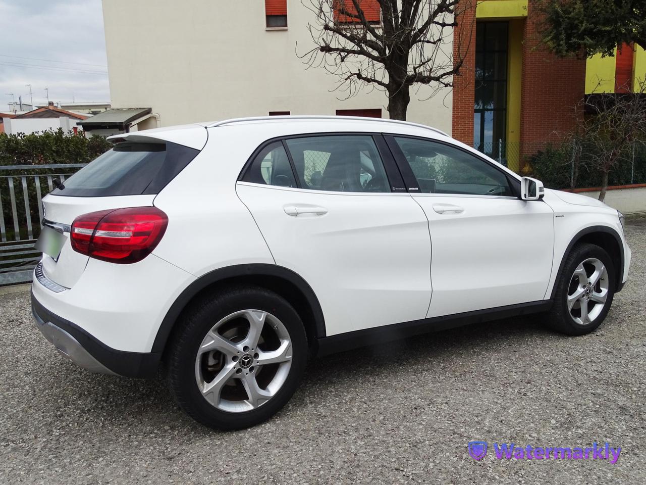 Mercedes-Benz GLA 180 Sport PACCHETTO AMG SPECIAL EDITION