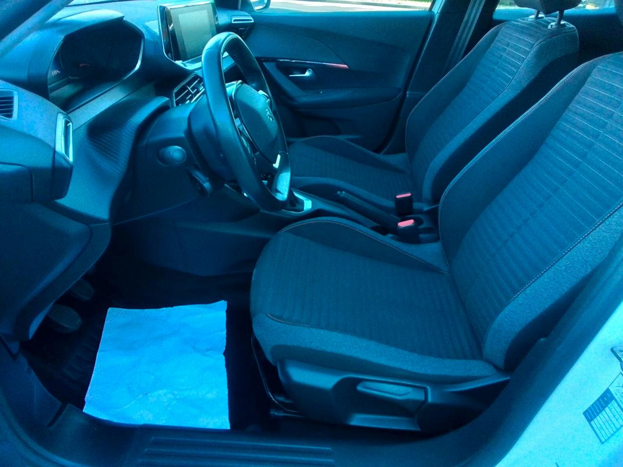 Peugeot 2008 Active 1.5 HDI 110cv MAN