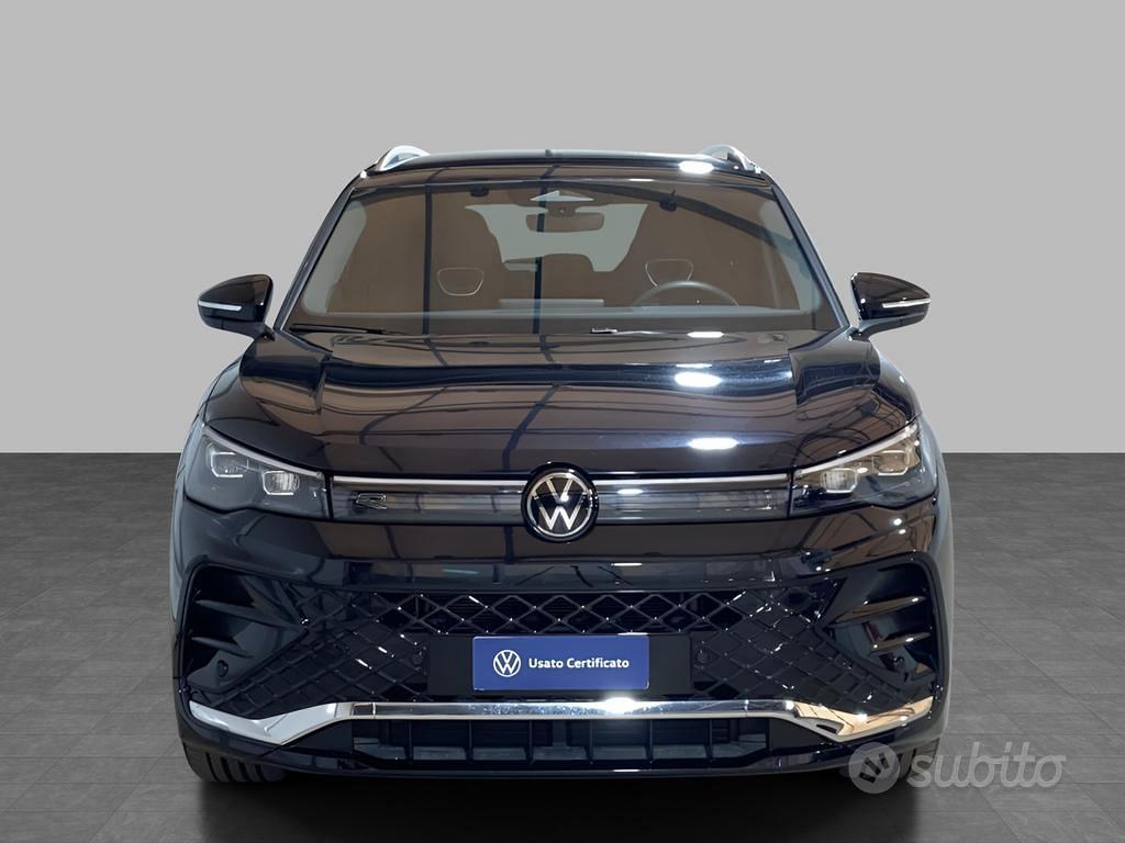 Volkswagen Tiguan 2.0 tdi R-Line 150cv dsg