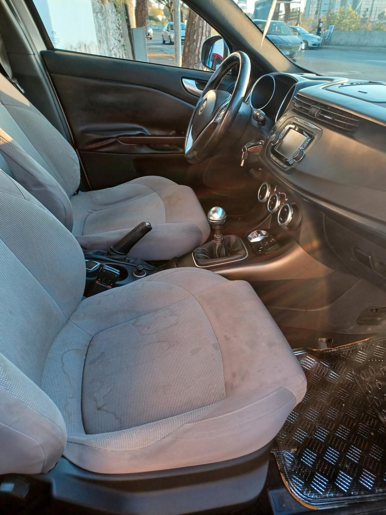 Alfa Romeo Giulietta 1.4 GPL Distinctive 2014