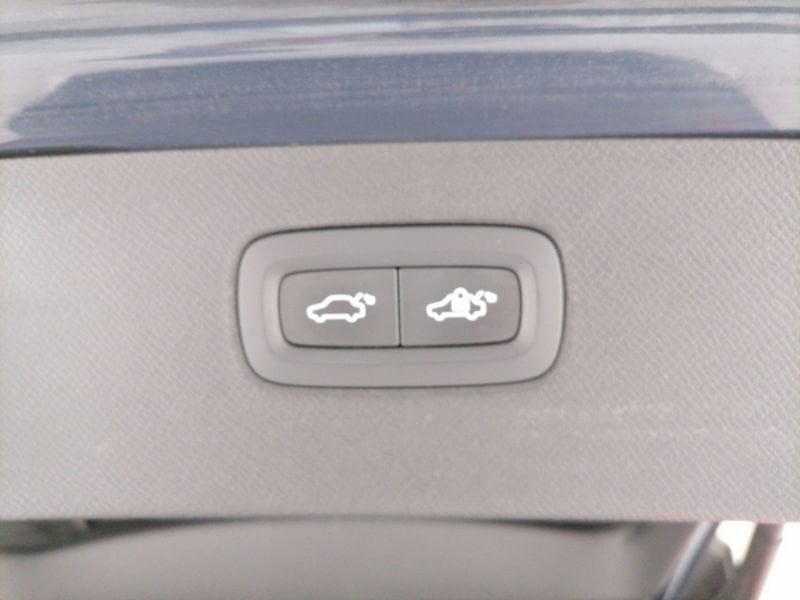 Volvo XC90 2.0 b5 Inscription awd geartronic my20