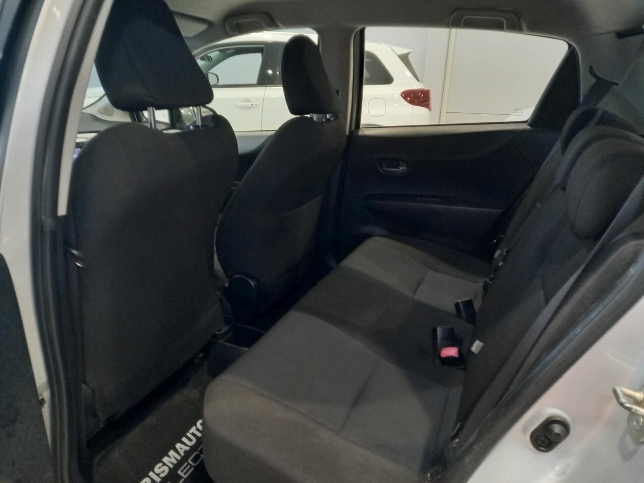 Toyota Yaris 1.5 FULL HYBRID Lounge