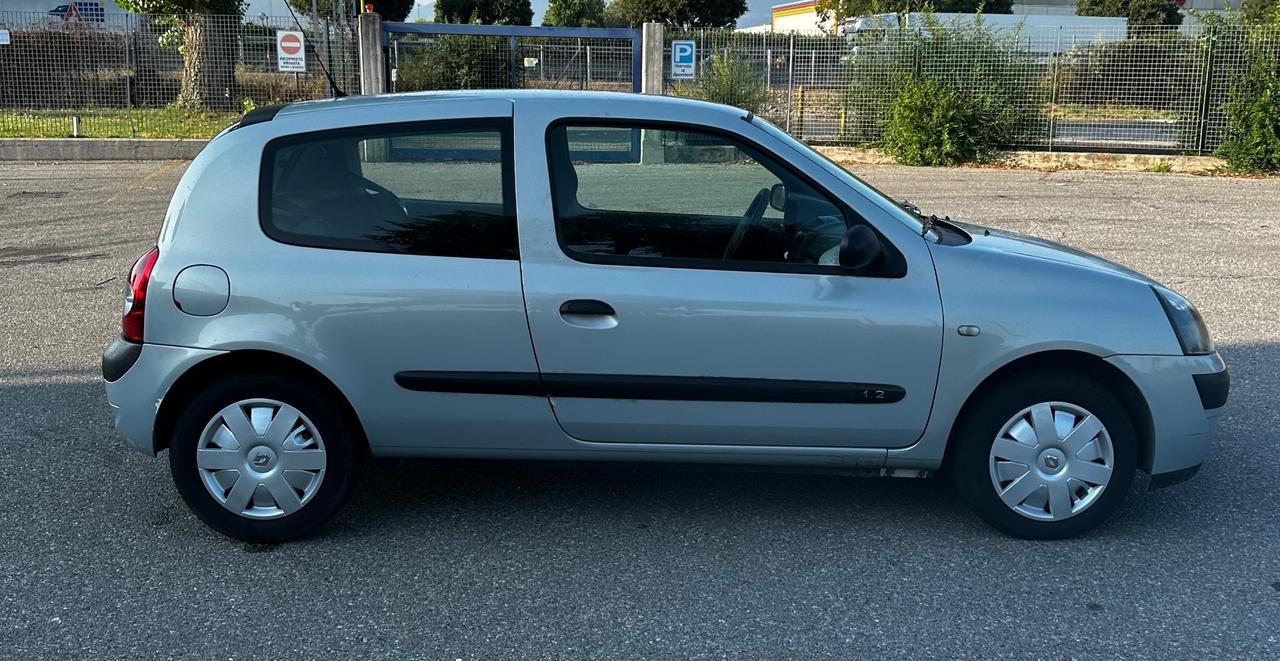 Renault Clio 1.2 16V cat 3 porte