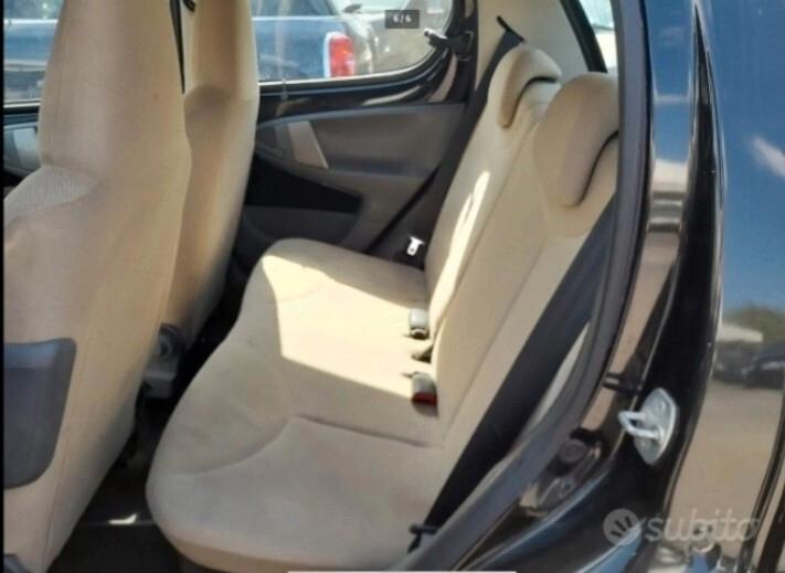 Peugeot 107 1.0 68CV 5p. Sweet Years