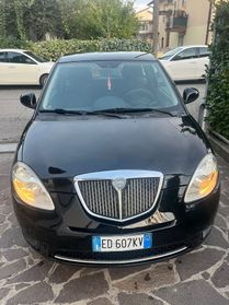 Lancia Ypsilon 1.3 MJT 75 CV 111000km TAGLIANDATA
