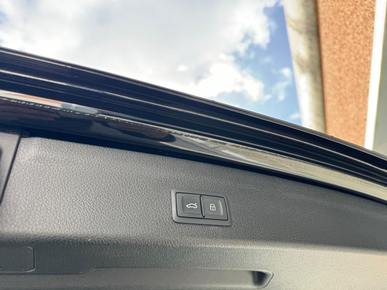 Audi Q3 40 TDI quattro S tronic S-Line