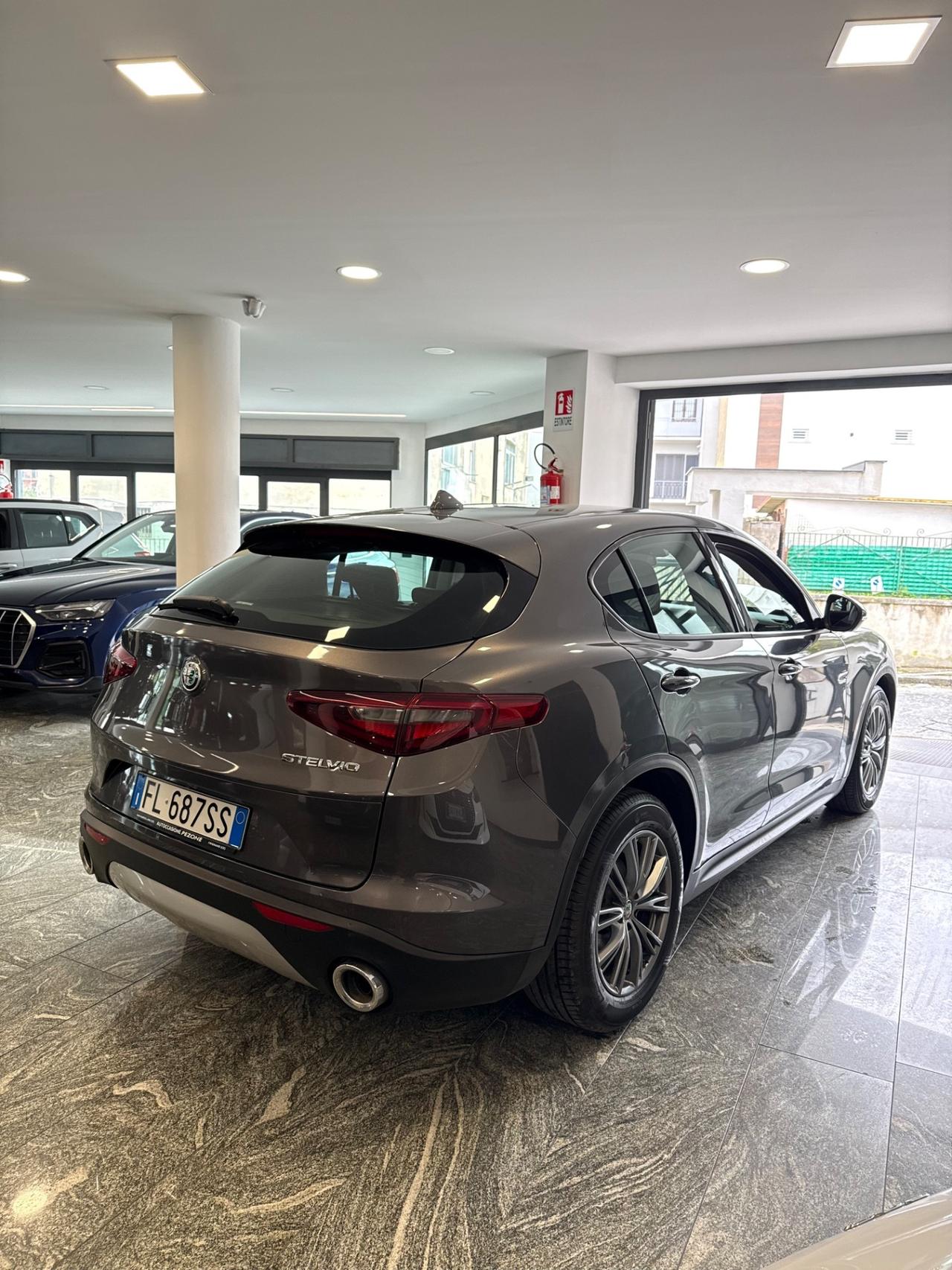 Alfa Romeo Stelvio 2.2 Turbodiesel 180 CV AT8 RWD Super