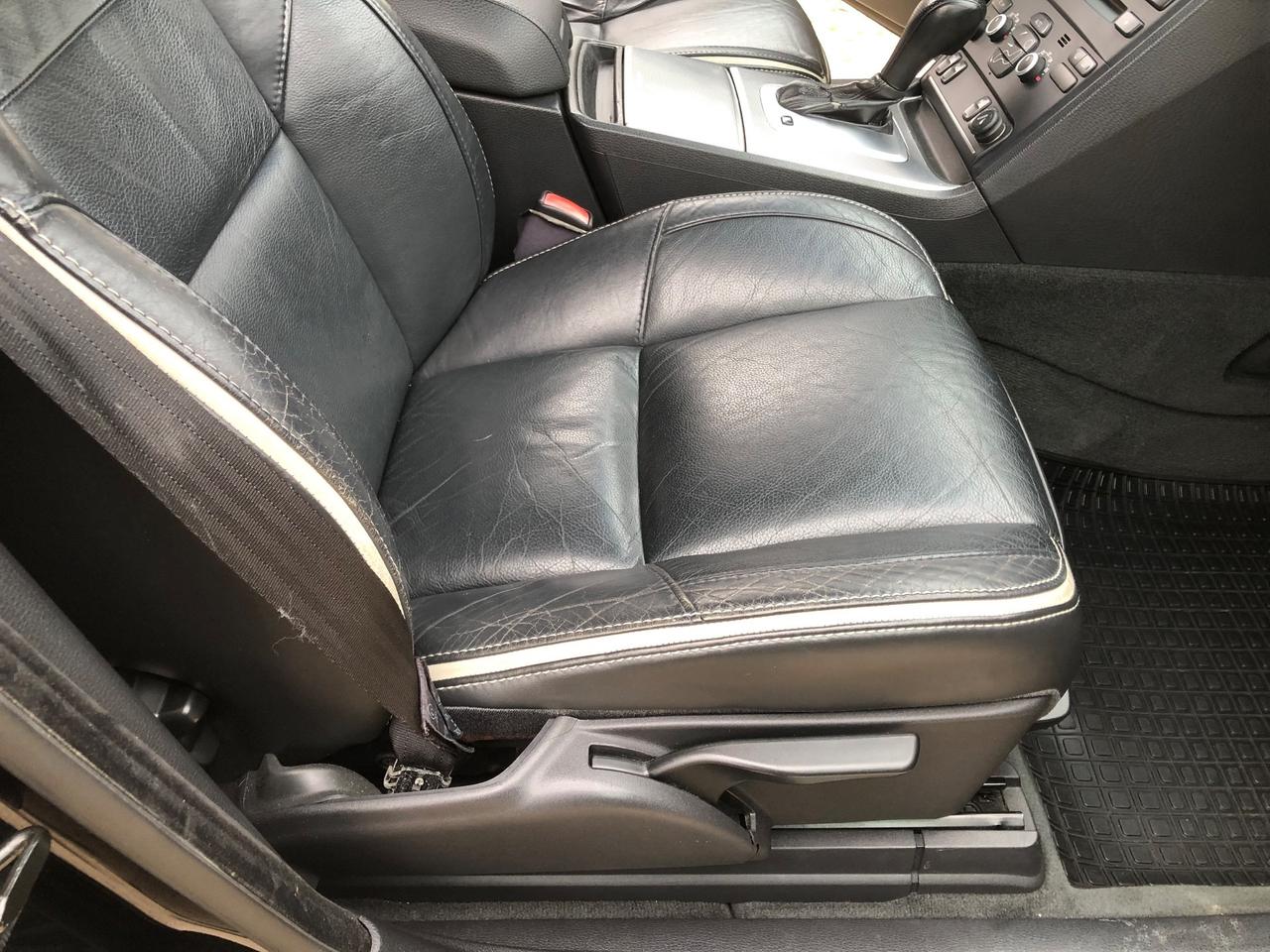 XC 90 2.4 D5 R-DESIGN - GANCIO TRAINO