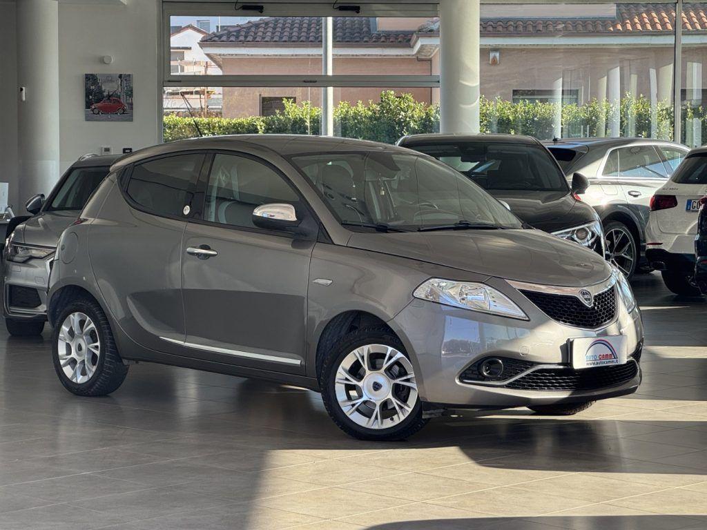 LANCIA Ypsilon 1.2 69 CV 5 porte GPL Ecochic Platinum