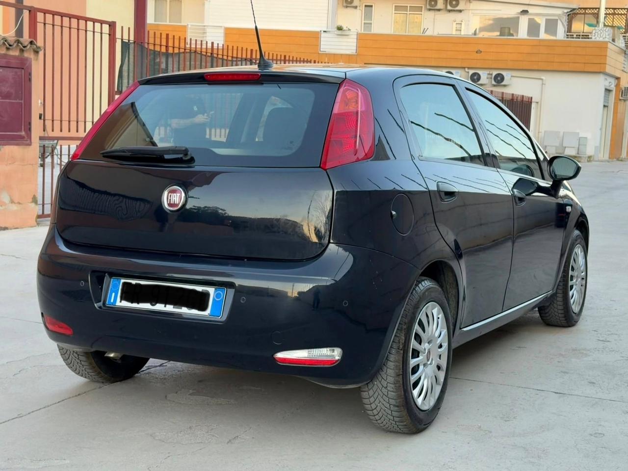 Fiat Punto 1.3 MJT II S&S 95 CV 5 porte Street