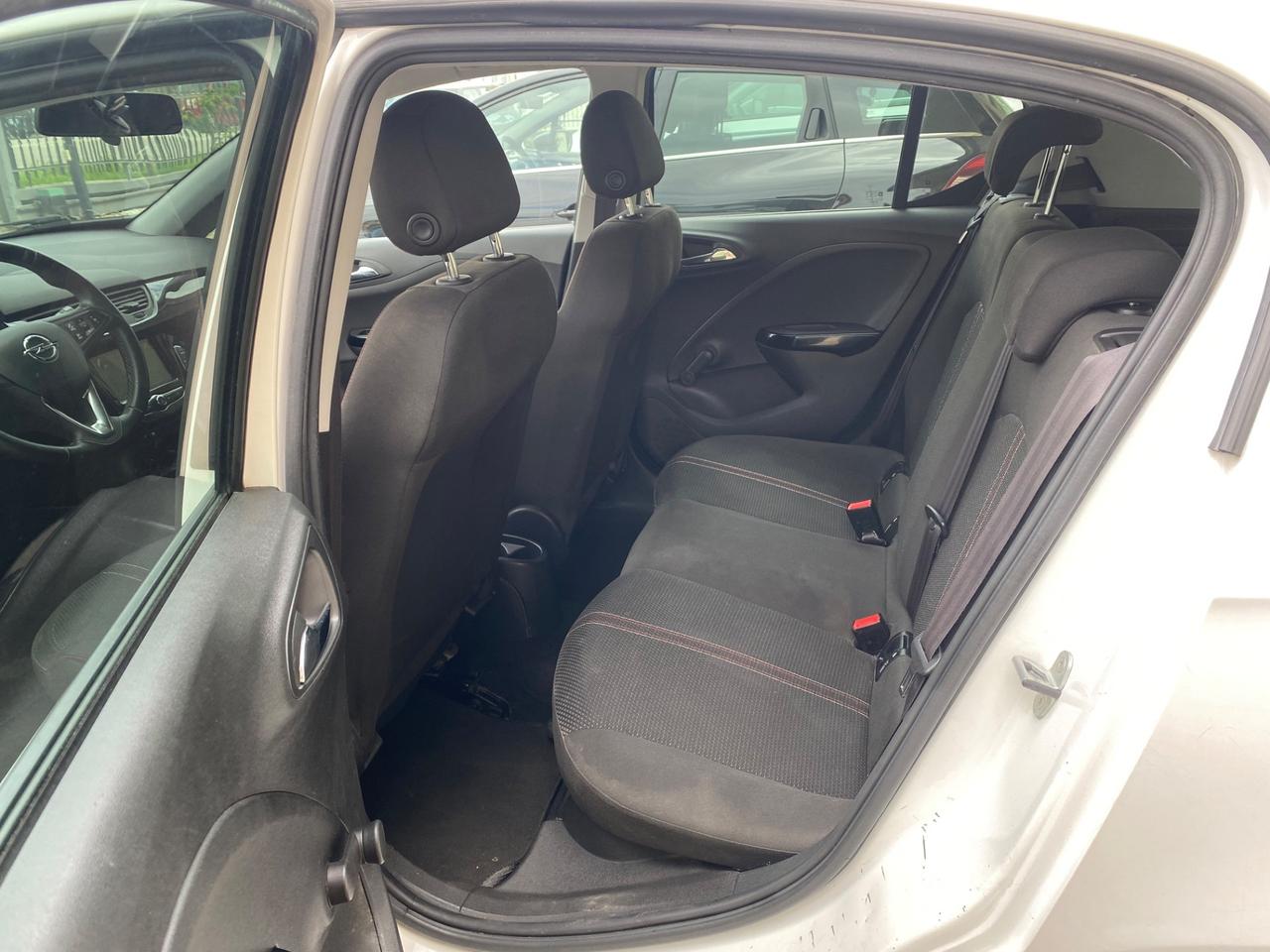 Opel Corsa 1.4 90CV GPL Tech 5 porte Black Edition