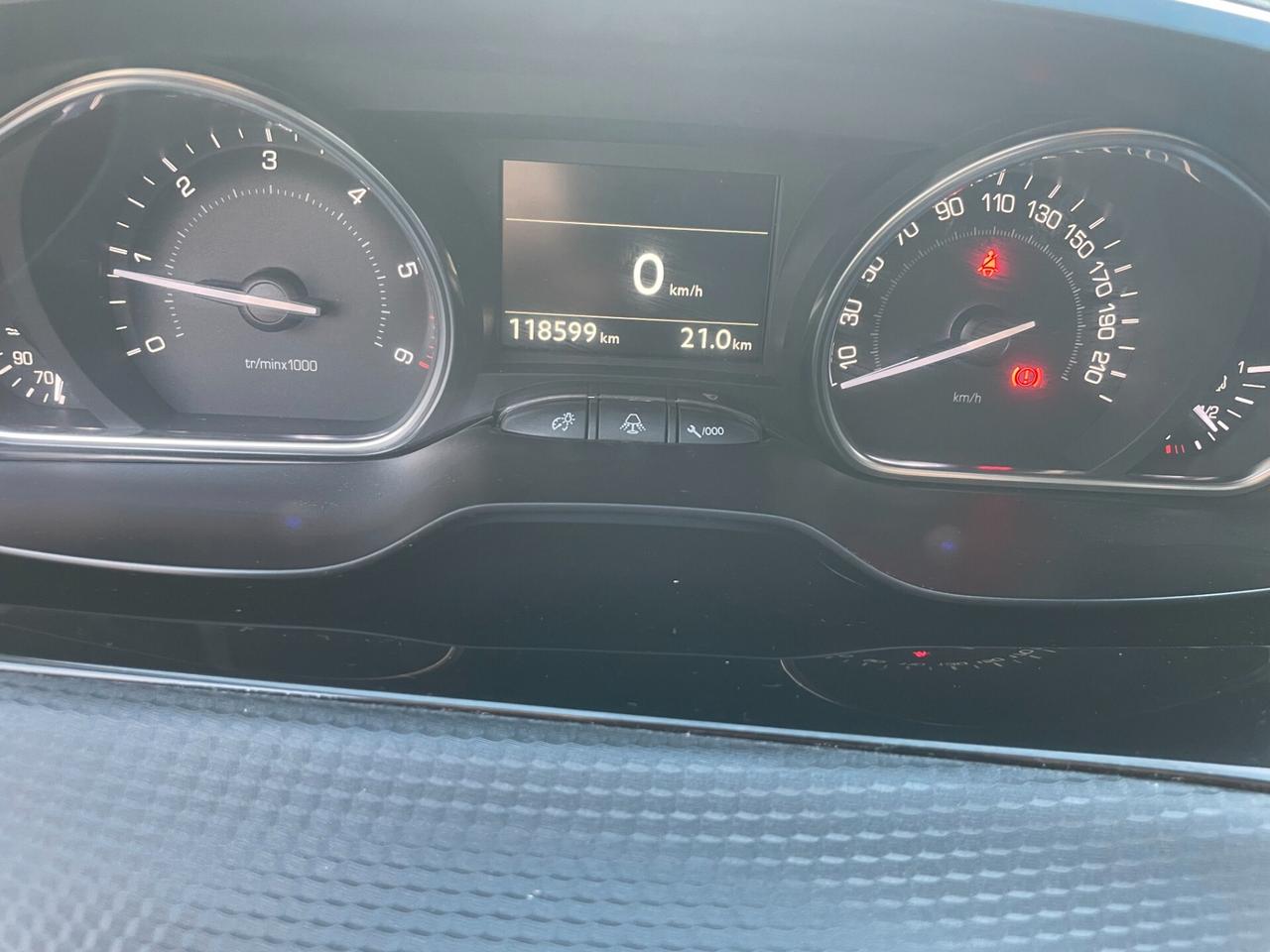 Peugeot 2008 1.6 e-HDi 92 CV Stop&Start ETG6 Active FINANZIABILE