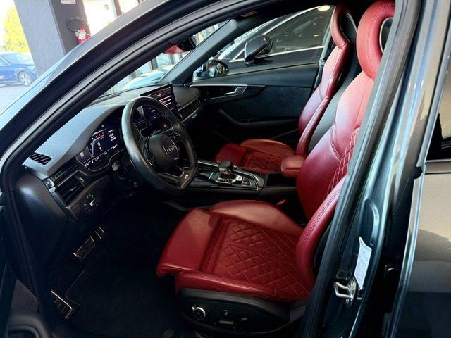 AUDI S4 Avant TDI 347cv Black Edition sport attitude