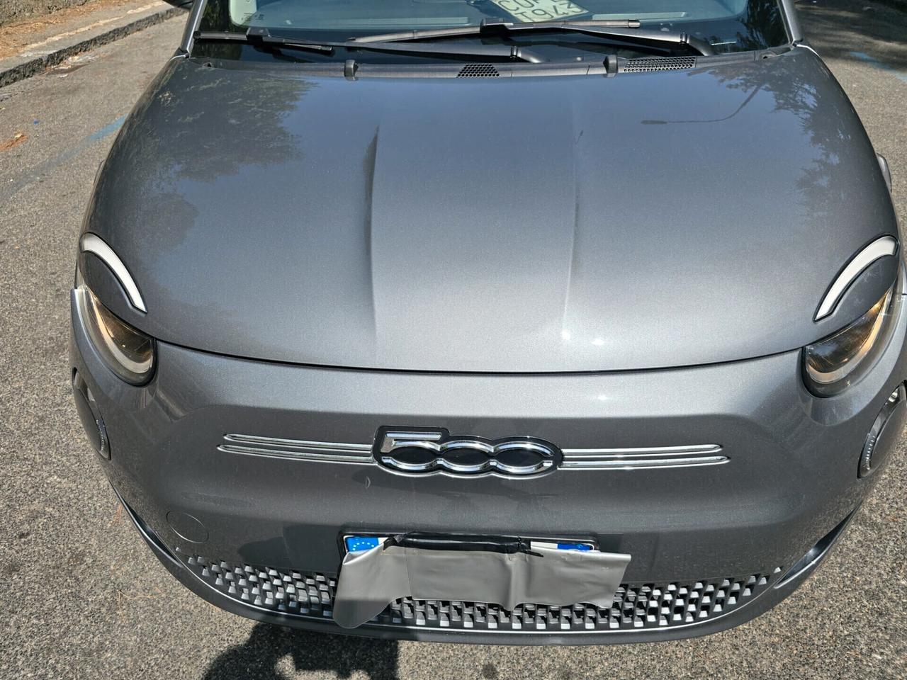 Fiat 500 E Opening Edition KM 320