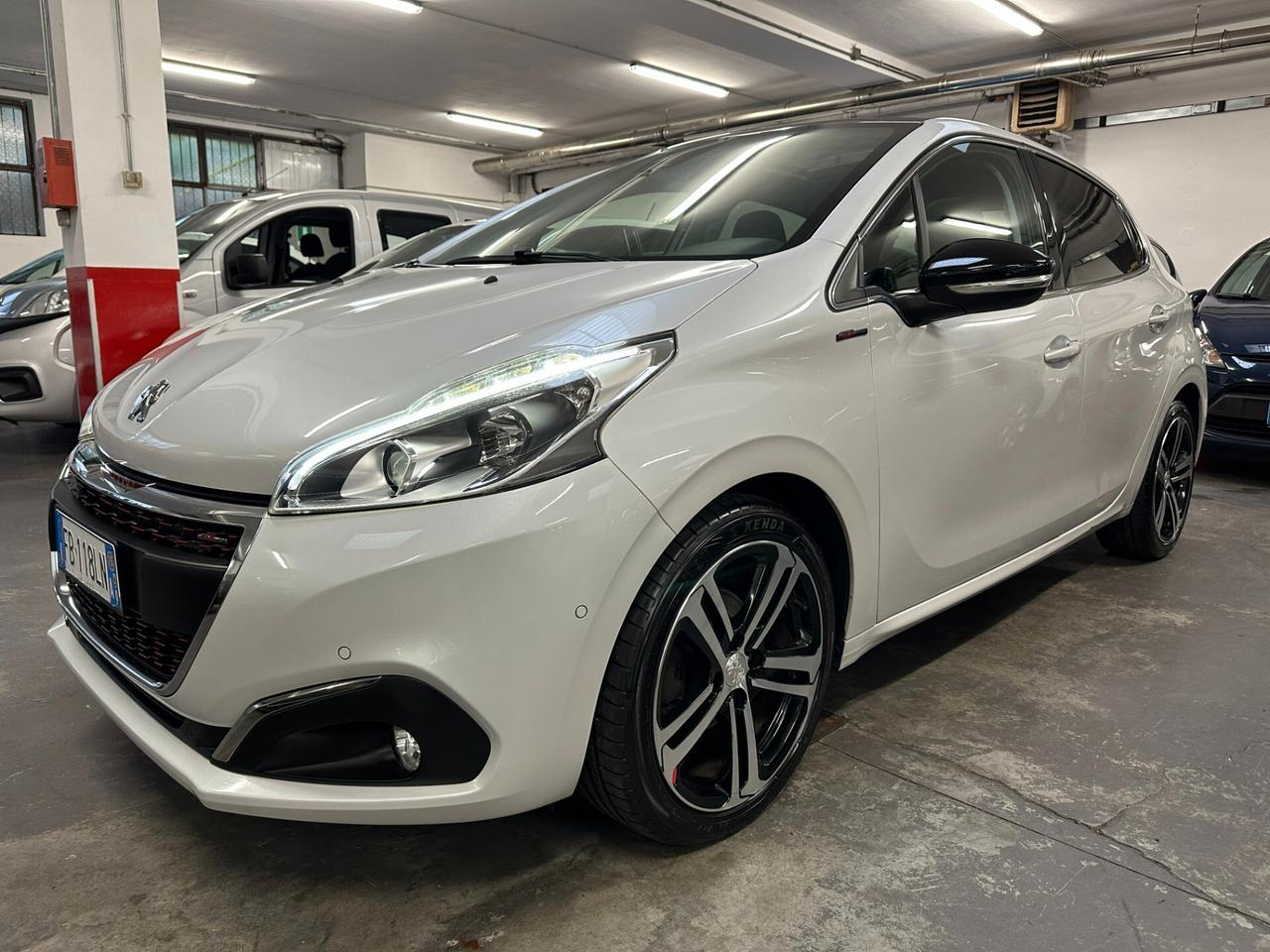 Peugeot 208 PureTech Turbo 110 S&S 5 porte GT Line