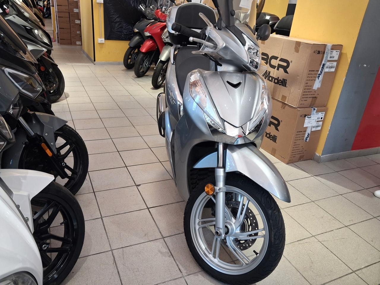 Honda SH 300 i ABS