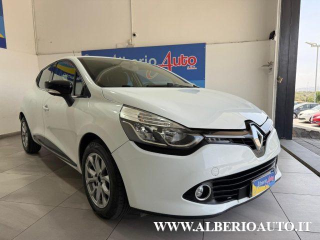 RENAULT Clio 1.2 75CV GPL 5 porte Live GPL VALIDO FINO AL 2035