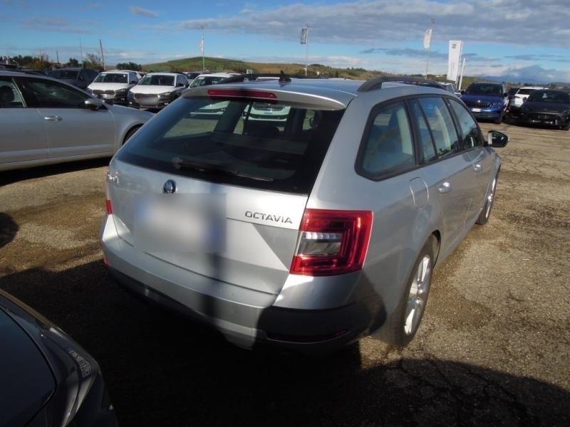Skoda Octavia 1.5 DSG Wagon Ambition G-Tec