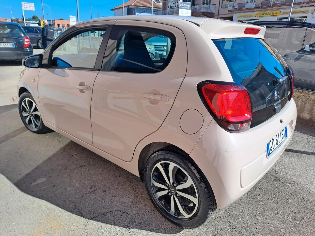 Citroen C1 VTi 72 S&S 5 porte Shine