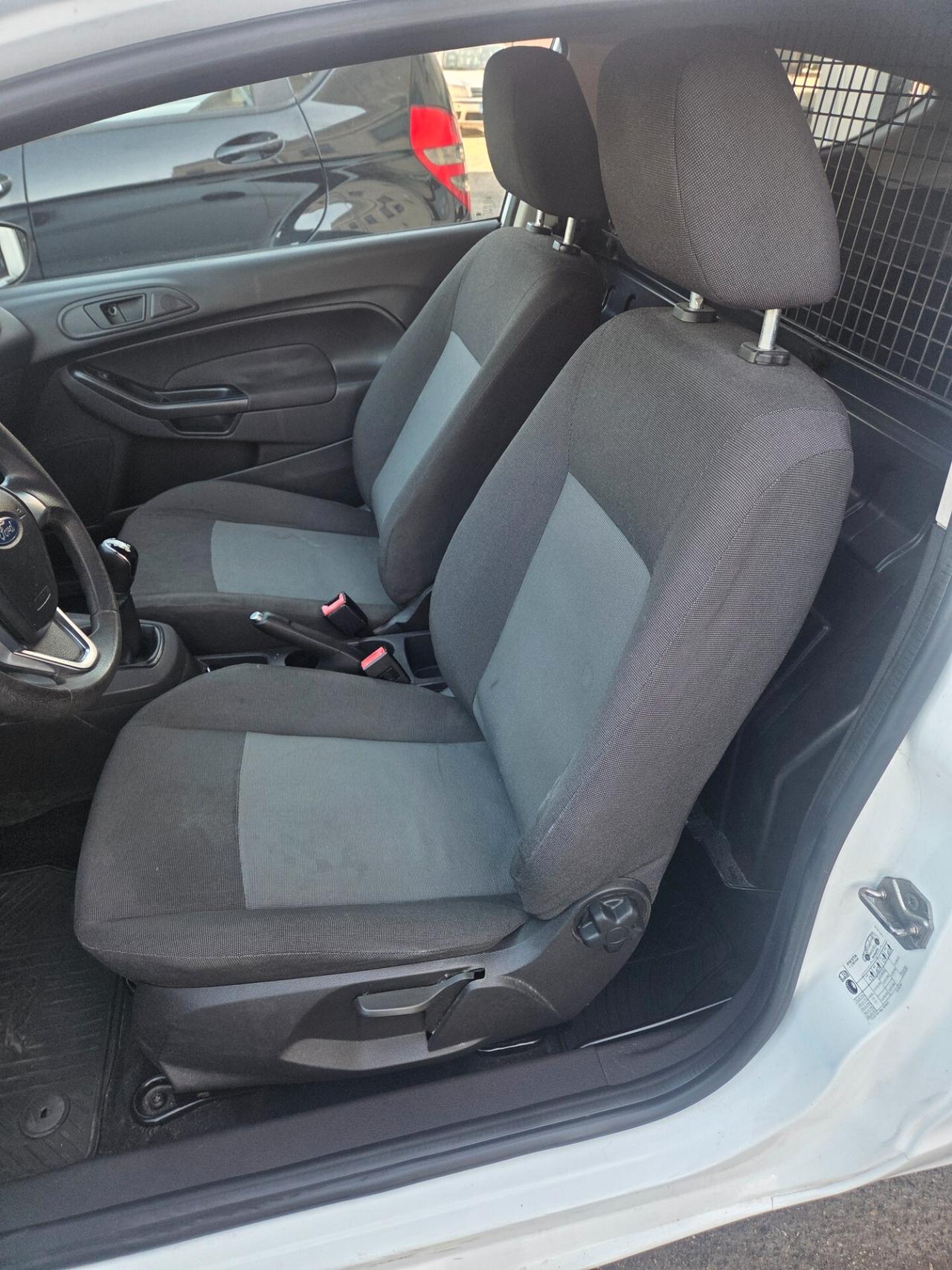 Ford Fiesta 1.6 TDCi 95CV 3 porte Van Entry