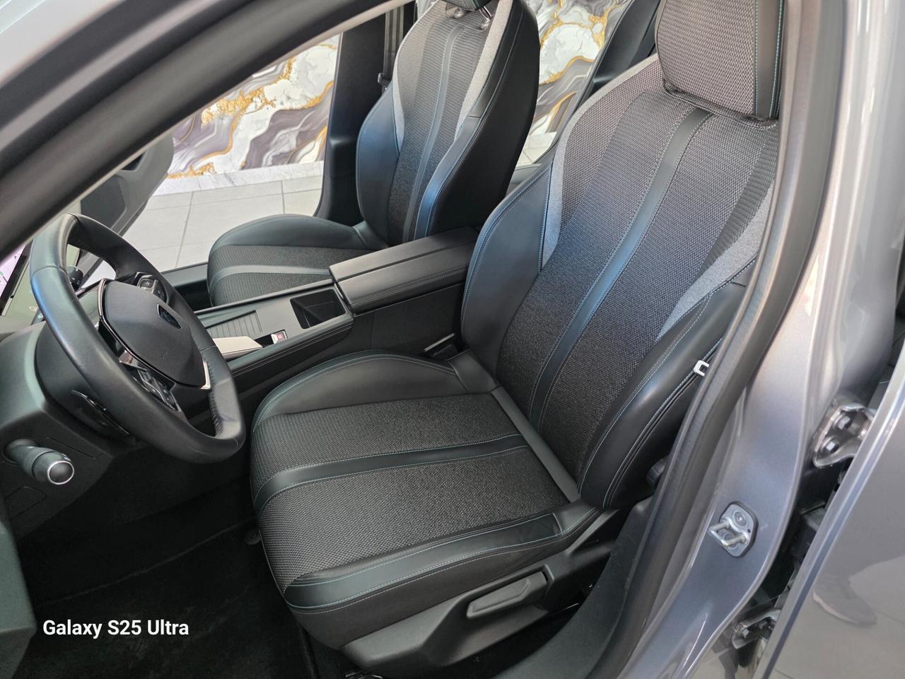 Peugeot 308 BlueHDi 130cv S&S EAT8 Allure