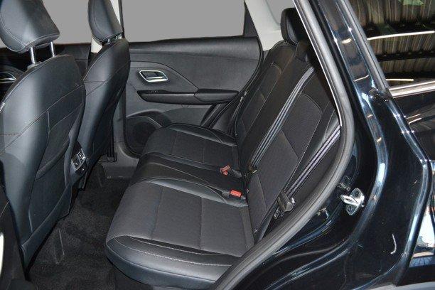 MG ZS - HYBRID + LUX