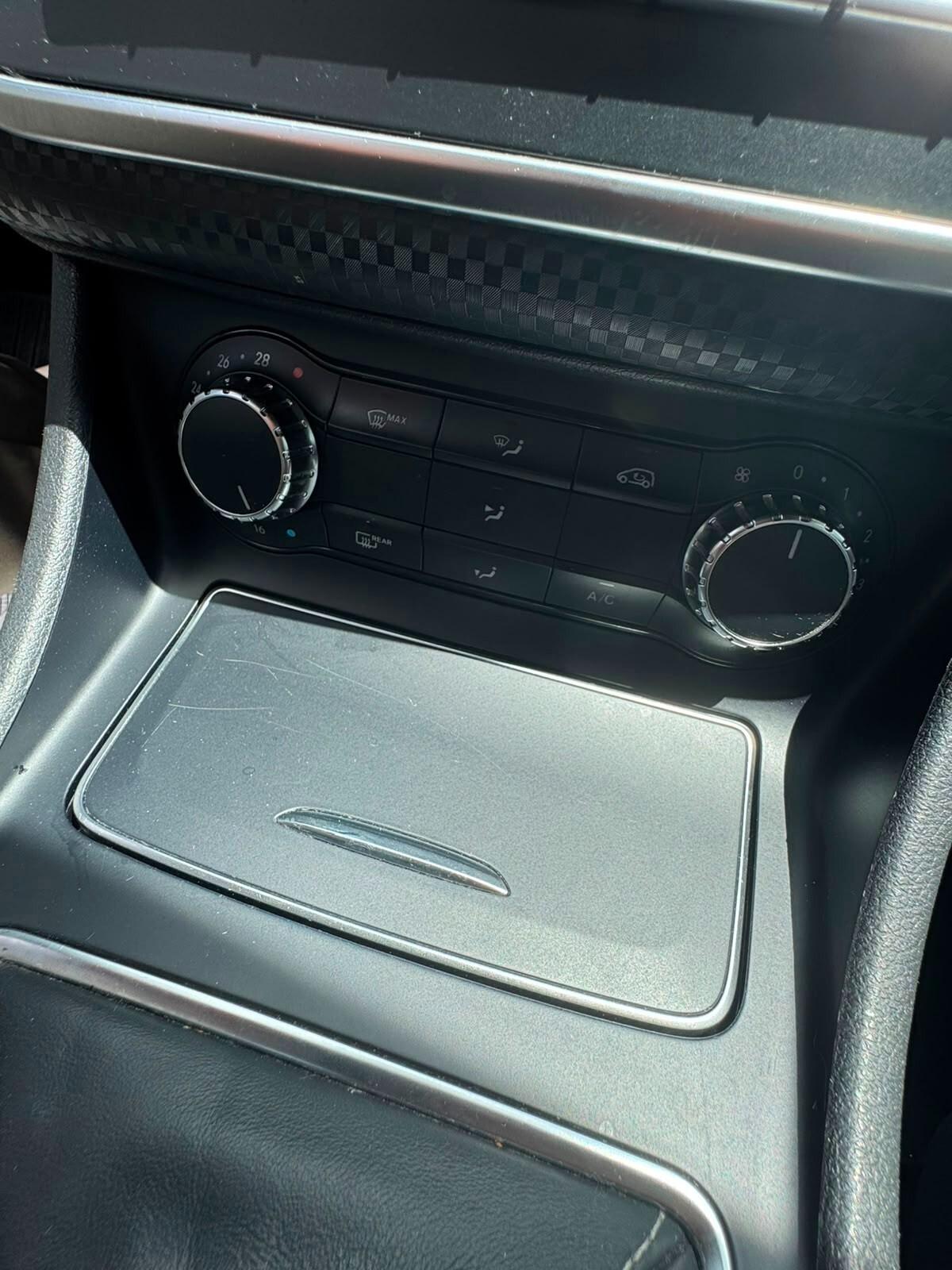 Mercedes-benz A 180 d Premium
