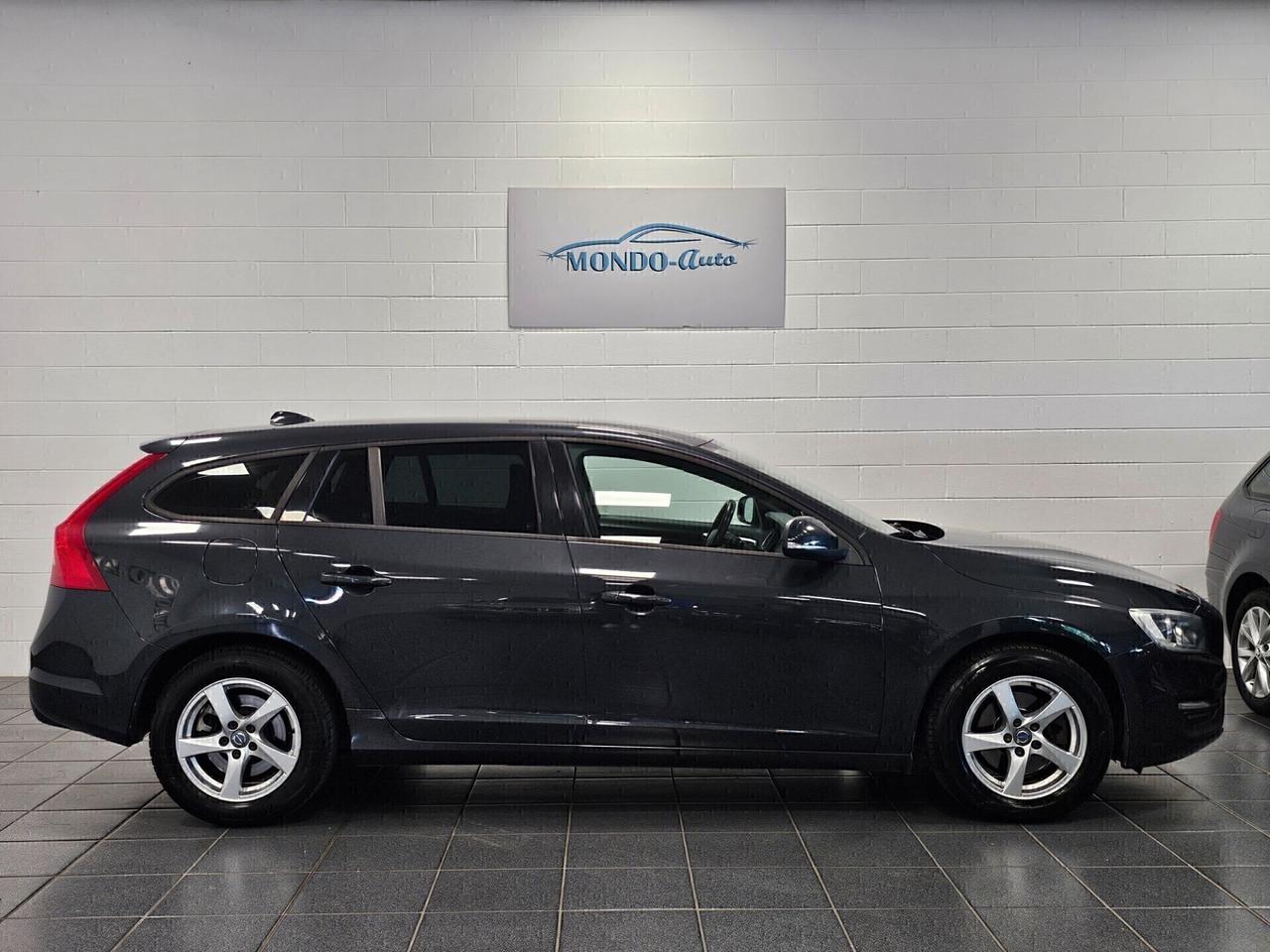 Volvo V60 D2 1.6 Powershift Kinetic 115cv